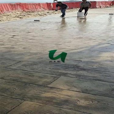 廣西百色優美路壓花混凝土圖片壓印混凝土**格壓印混凝土厚度壓花壓印模具壓花壓印工具